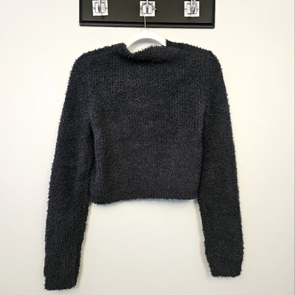 AE Fuzzy Mock Neck Cropped Sweater